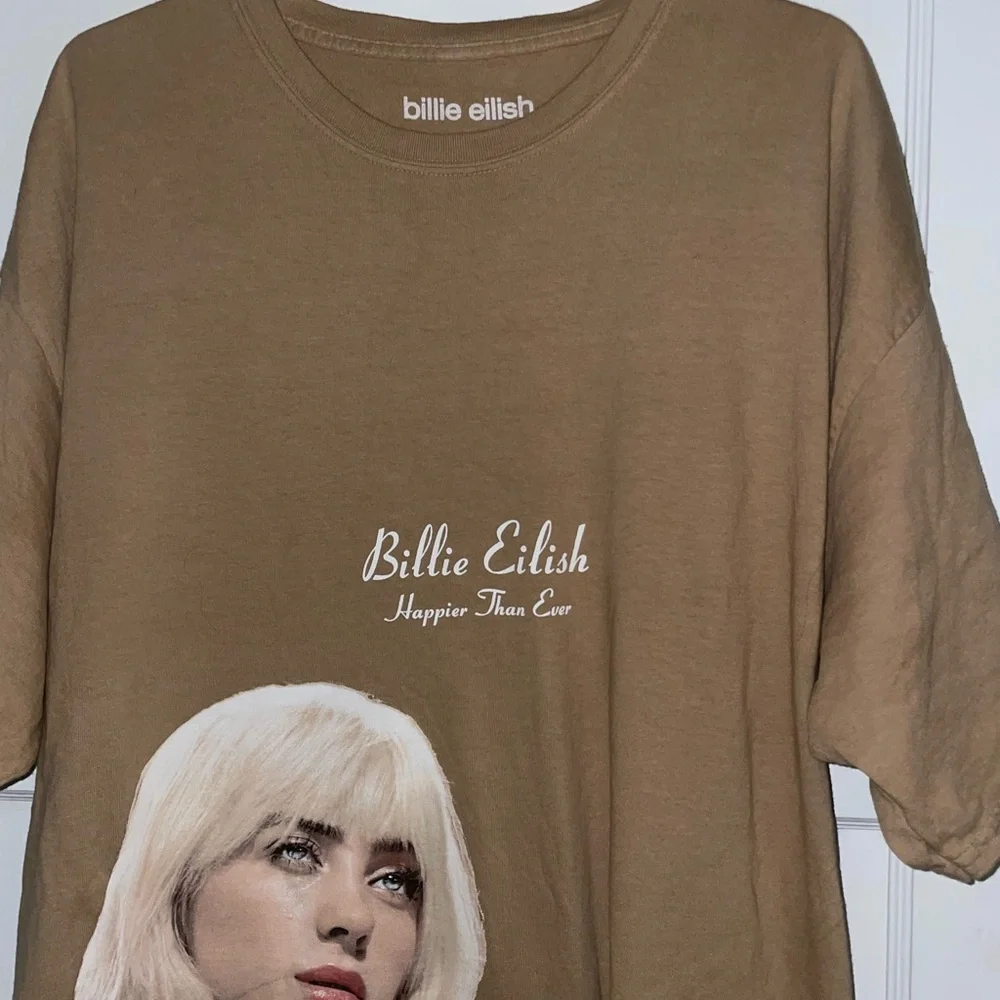 Billie Eilish Graphic T-Shirt oversize M/L - Picture 3 of 5